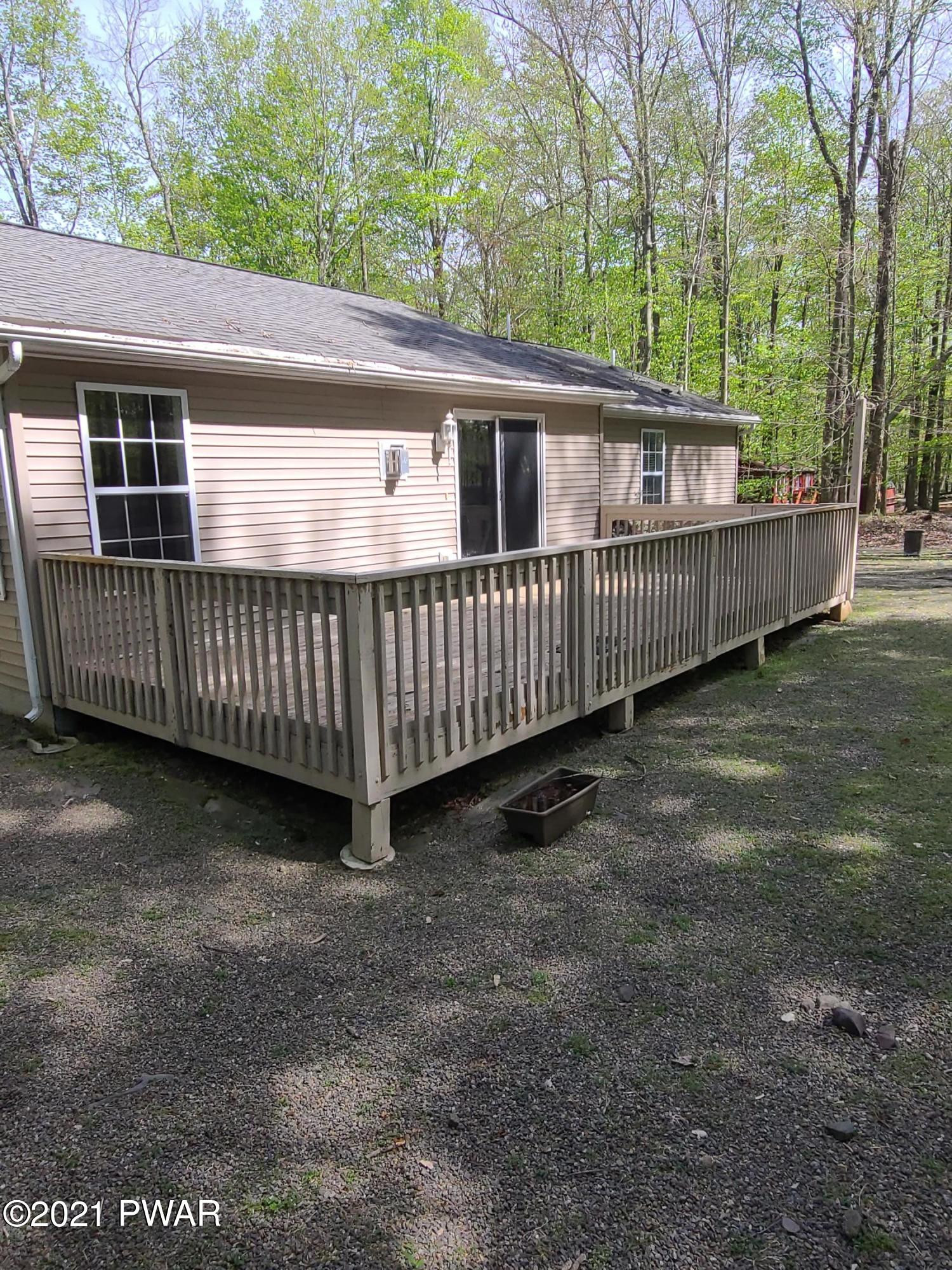 112 Lake View Road Greentown, PA 18426 - Photo 5 of 63