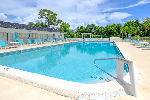$1,300 | 1980 Sunset Avenue, Unit 7, Lake Worth Beach, FL 33461