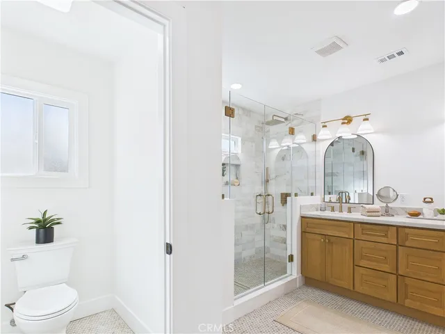 $1,124,900 | 3116 West 78th Place, Los Angeles, CA 90043