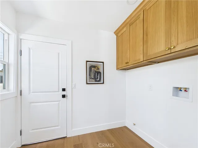 $1,124,900 | 3116 West 78th Place, Los Angeles, CA 90043