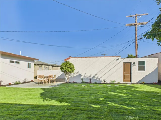 $1,124,900 | 3116 West 78th Place, Los Angeles, CA 90043