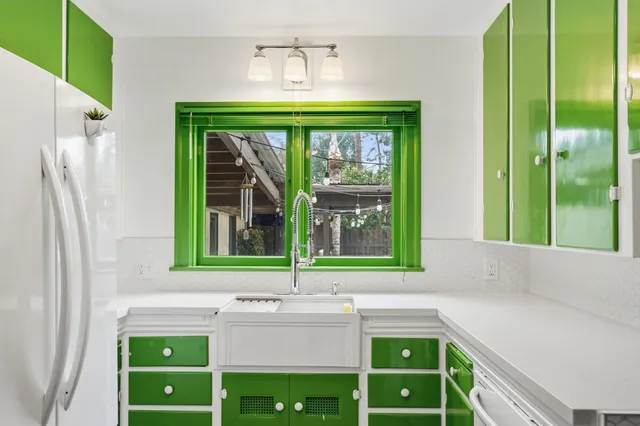 $544,999 | 1313 West Beverly Drive, Visalia, CA 93277