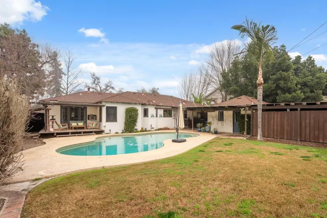 $544,999 | 1313 West Beverly Drive, Visalia, CA 93277