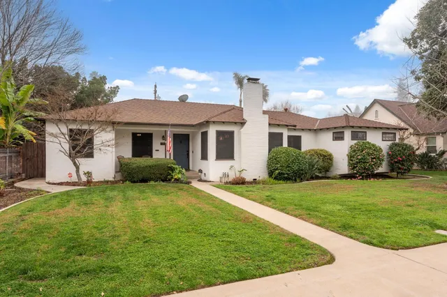 $544,999 | 1313 West Beverly Drive, Visalia, CA 93277