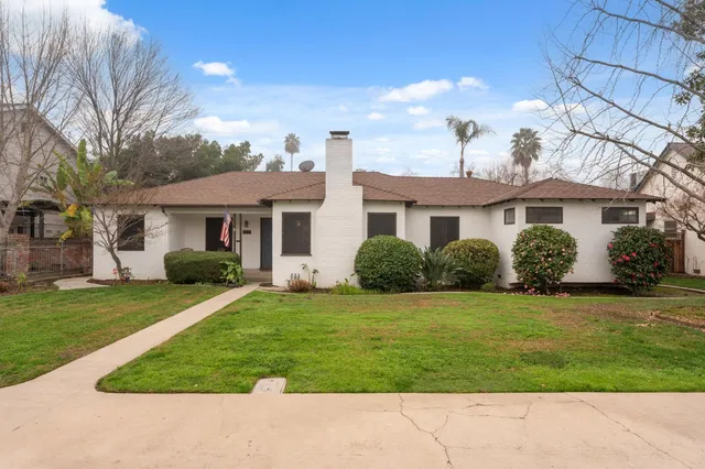 $544,999 | 1313 West Beverly Drive, Visalia, CA 93277