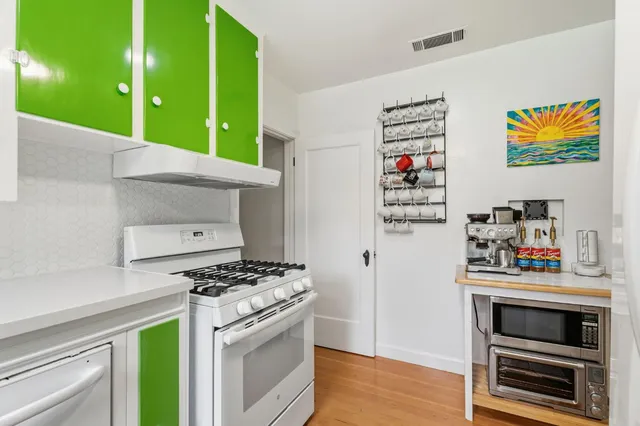 $544,999 | 1313 West Beverly Drive, Visalia, CA 93277