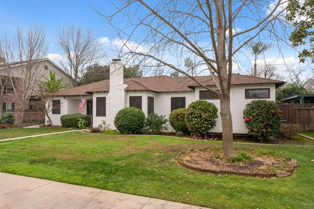 $544,999 | 1313 West Beverly Drive, Visalia, CA 93277