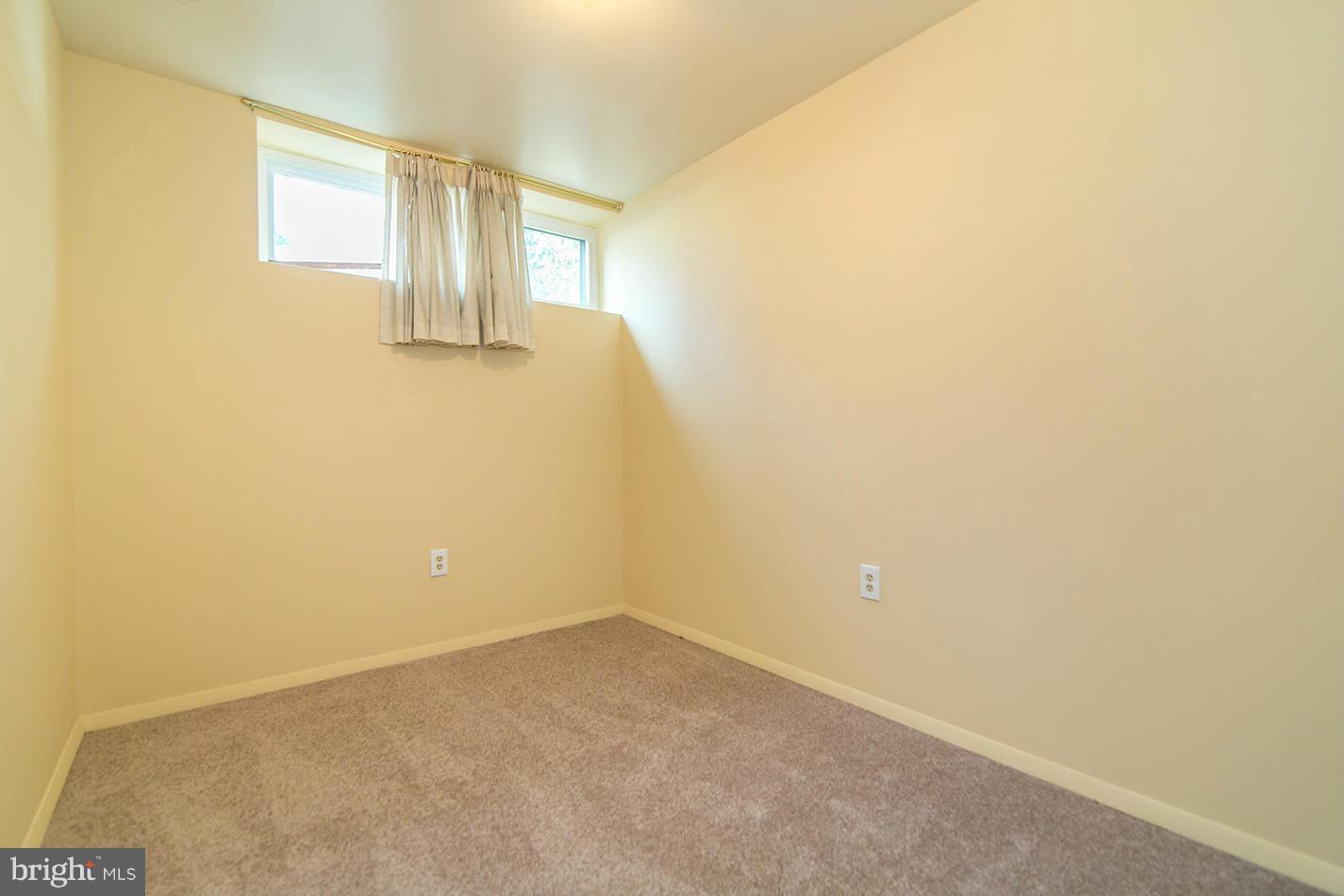 2261 Coppersmith Square Reston, VA 20191 - Photo 15 of 27 Interior (General)