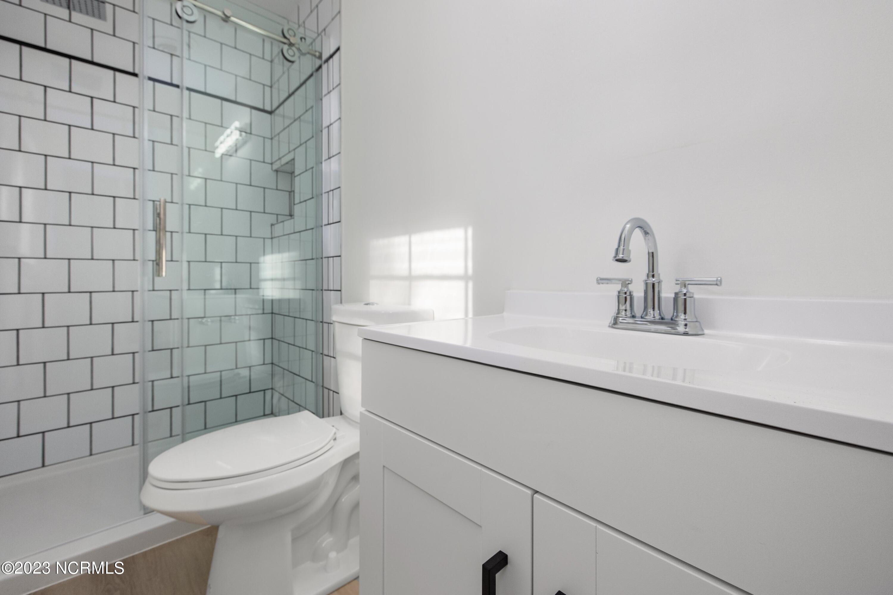 1334 Beasley Road Wilmington, NC 28409 - Photo 12 of 31 1Q3A4887.jpg-SMALL