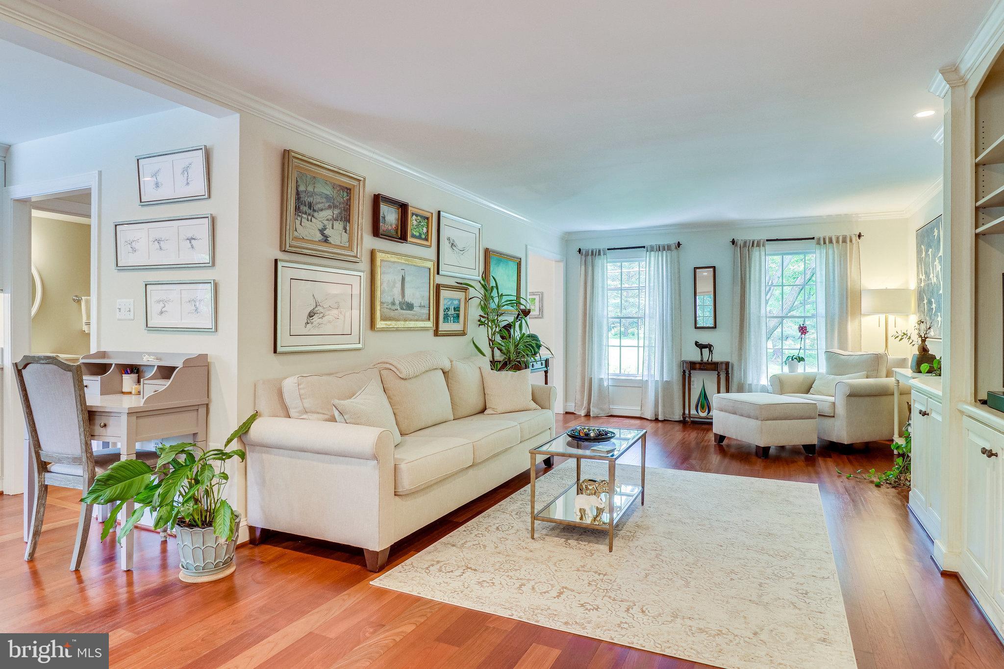 8406 Riverside Road Alexandria, VA 22308 - Photo 5 of 108