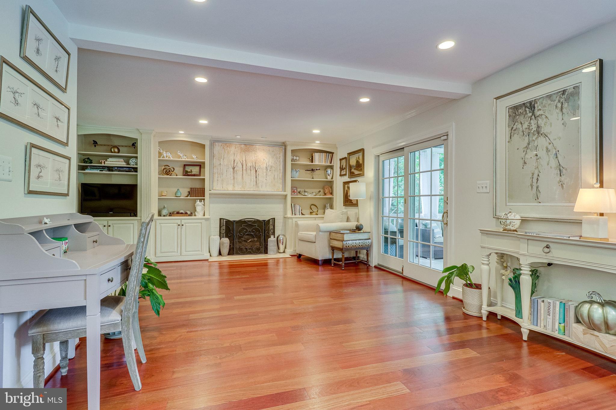 8406 Riverside Road Alexandria, VA 22308 - Photo 10 of 108