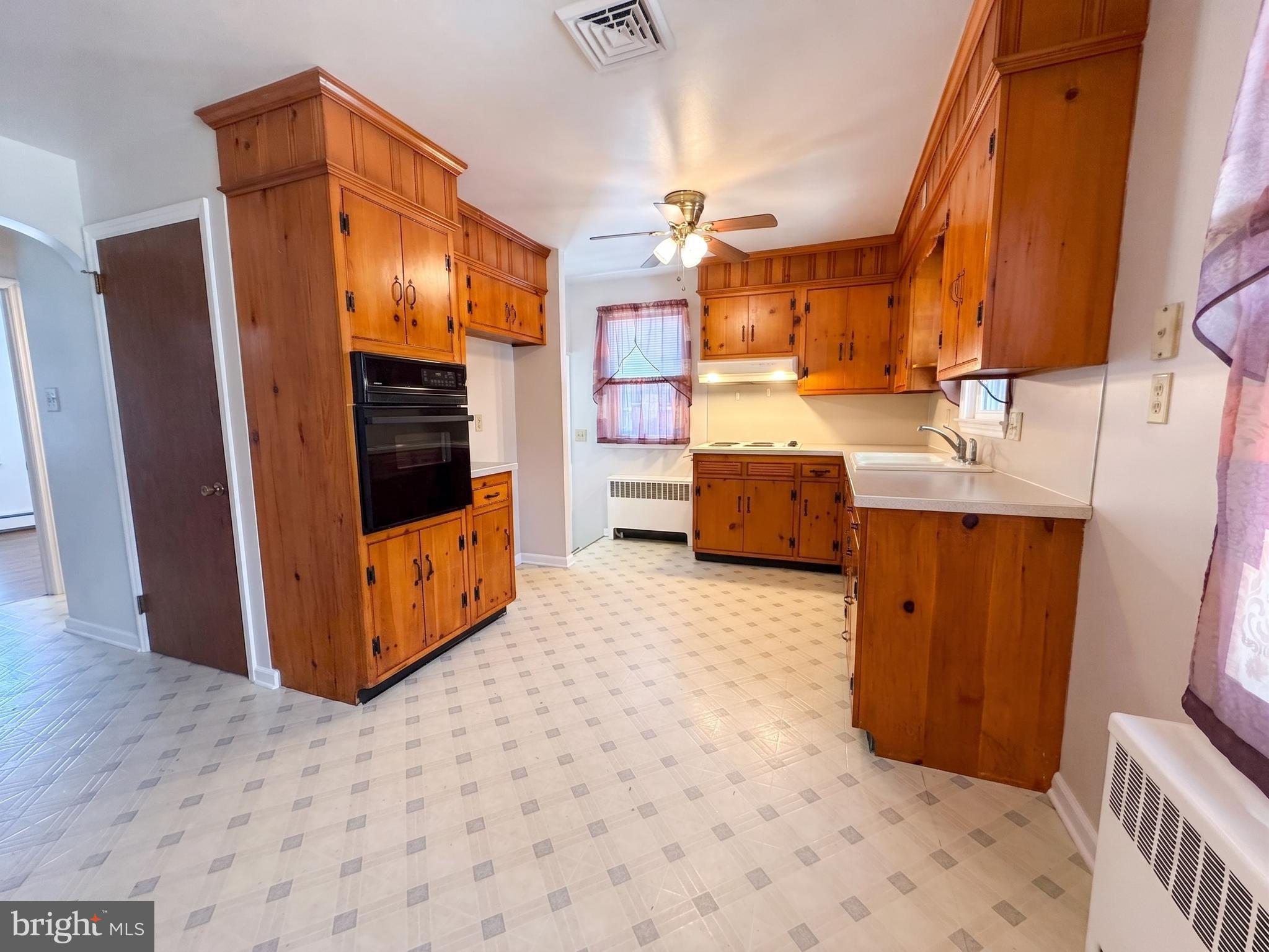 106 Allegheny Avenue Hanover, PA 17331 - Photo 4 of 14