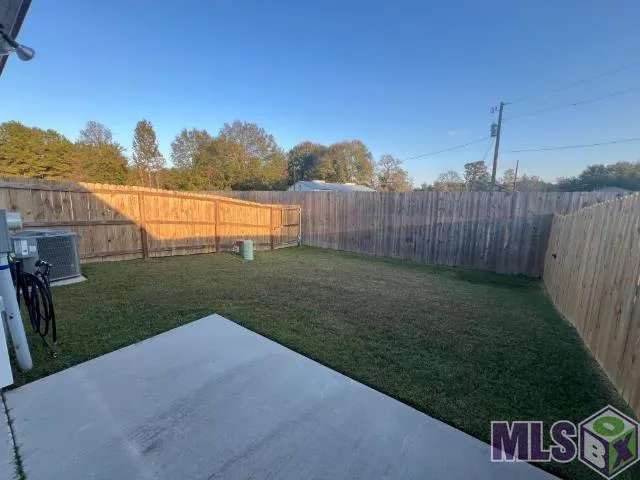 $1,650 | 8739 Lockhart Road, Unit 1C, Denham Springs, LA 70726