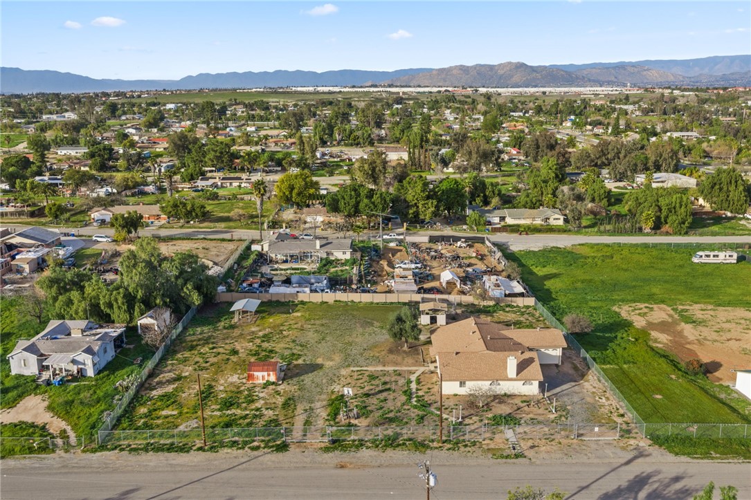 20398 Bailly Street Perris, CA 92570 - Photo 32 of 33