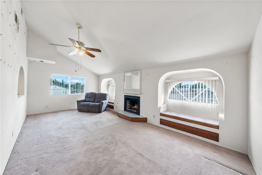 20398 Bailly Street Perris, CA 92570 - Photo 4 of 33