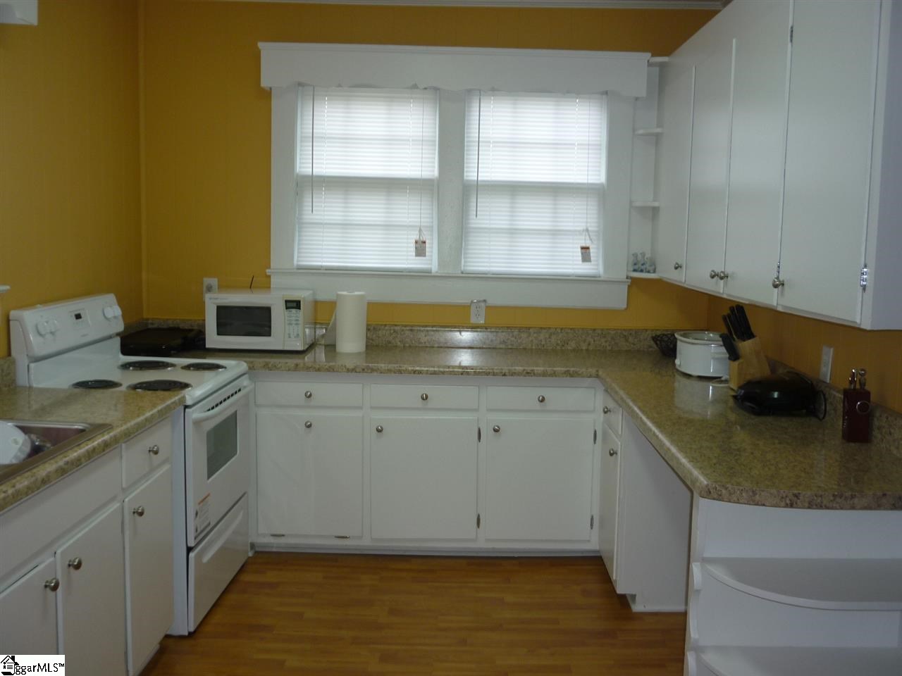 120 Spring Street Greer, SC 29650 - Photo 7 of 11 Gallery Image 7