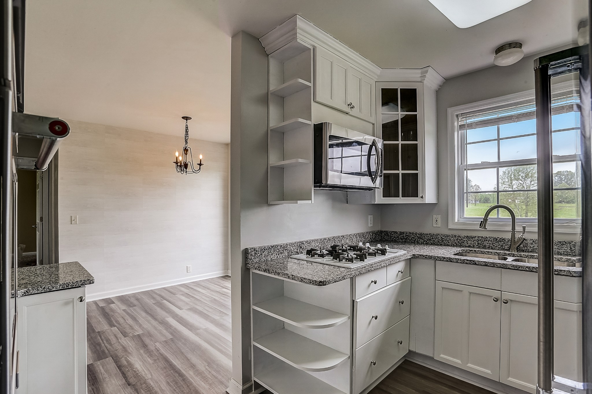 952 Eli Road Bon Aqua, TN 37025 - Photo 7 of 36 Gallery Image 7
