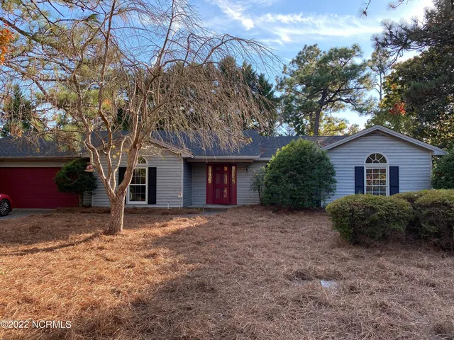 $2,100 | 10 Surry Lane, Pinehurst, NC 28374