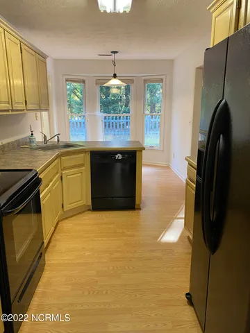 $2,100 | 10 Surry Lane, Pinehurst, NC 28374