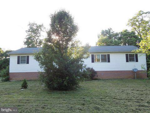 1 Ridge Road North Hedgesville, WV 25427 - Photo 1 of 29 Exterior (Front)
