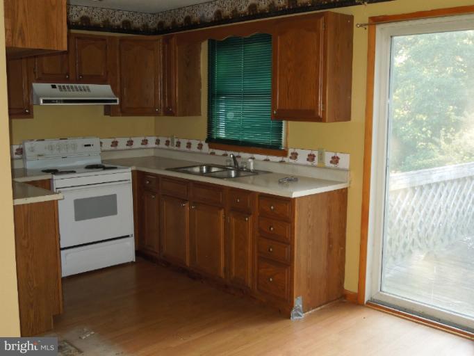 1 Ridge Road North Hedgesville, WV 25427 - Photo 12 of 29 Kitchen
