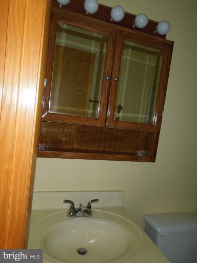 1 Ridge Road North Hedgesville, WV 25427 - Photo 19 of 29 Bath