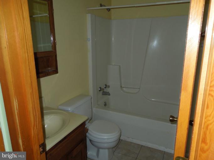 1 Ridge Road North Hedgesville, WV 25427 - Photo 25 of 29 Bath