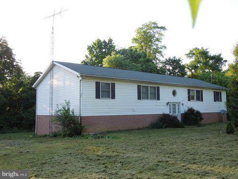 1 Ridge Road North Hedgesville, WV 25427 - Photo 6 of 29 Exterior (Front)