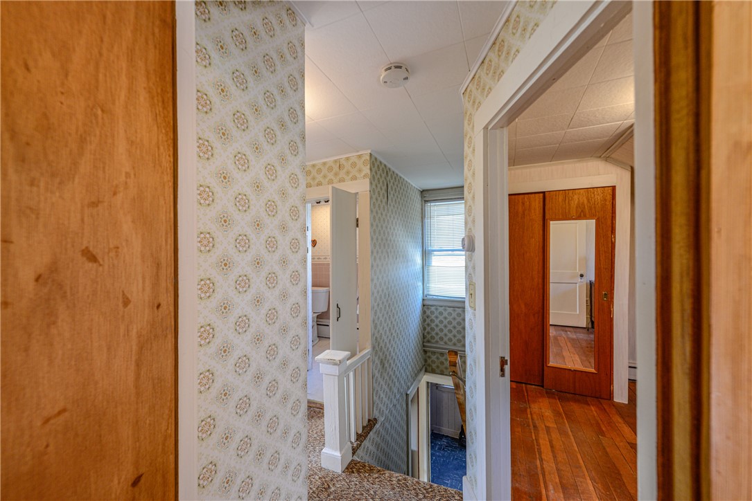 318 Mitchell's Lane Middletown, RI 02842 - Photo 18 of 40