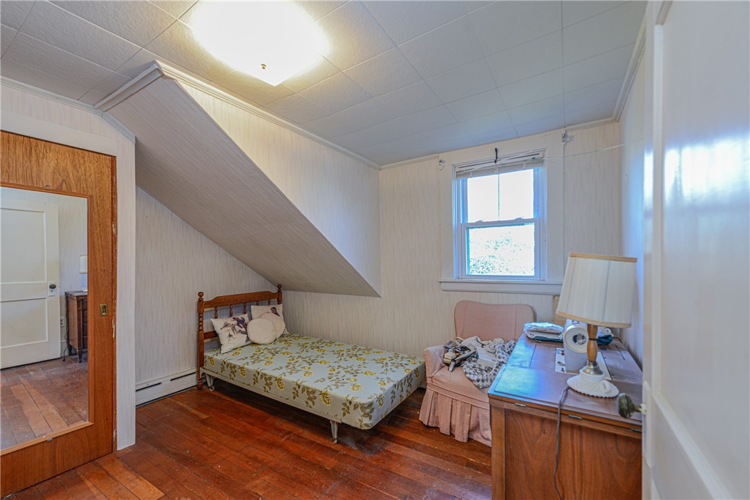 318 Mitchell's Lane Middletown, RI 02842 - Photo 19 of 40