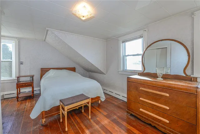 $650,000 | 318 Mitchell's Lane, Middletown, RI 02842