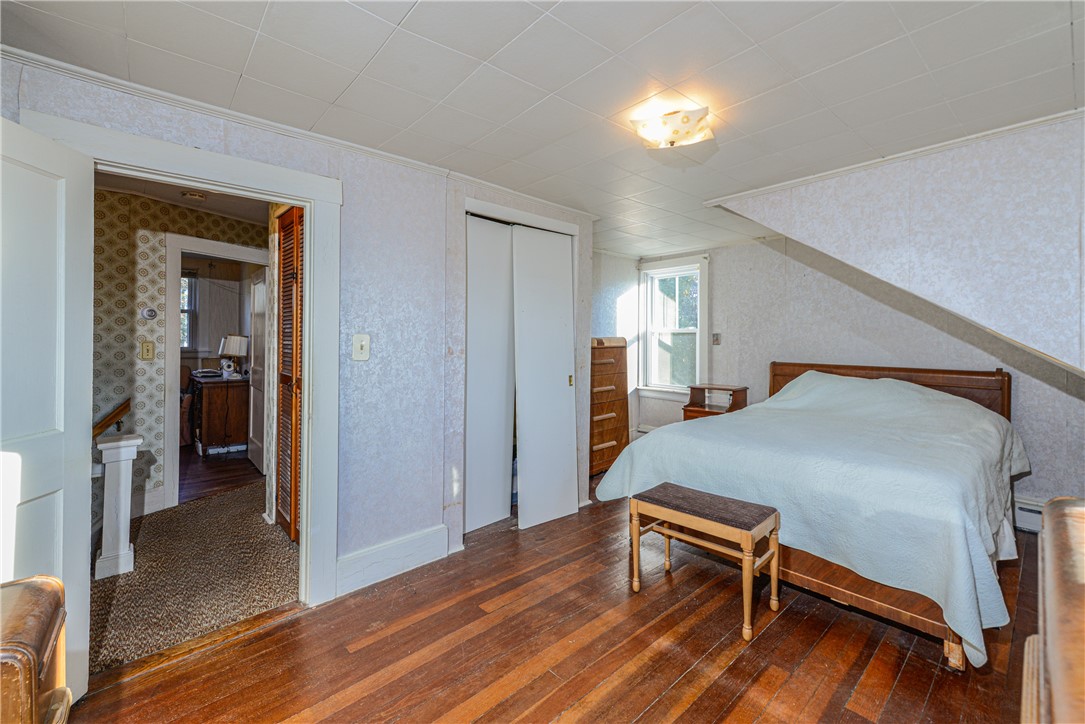 318 Mitchell's Lane Middletown, RI 02842 - Photo 26 of 40