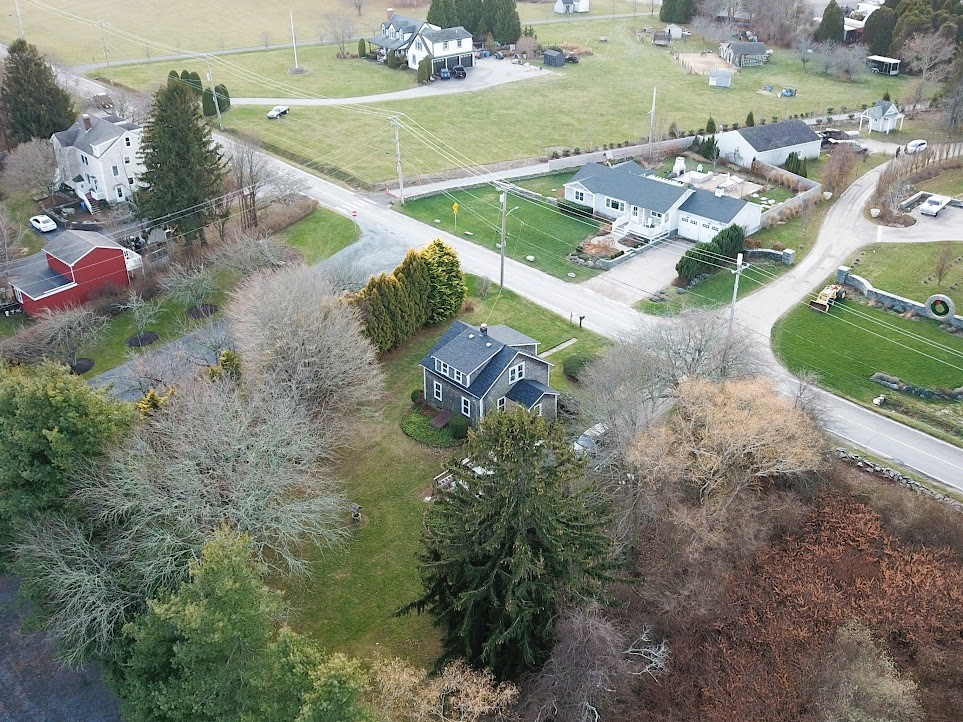 318 Mitchell's Lane Middletown, RI 02842 - Photo 38 of 40