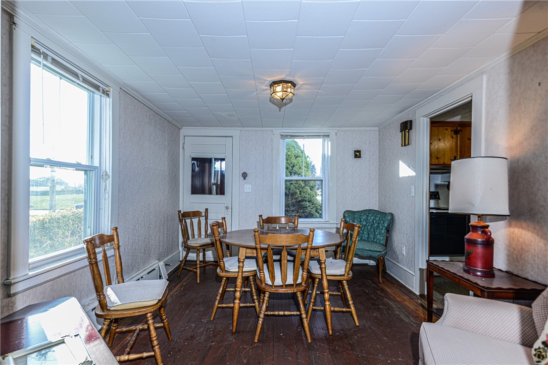 318 Mitchell's Lane Middletown, RI 02842 - Photo 8 of 40