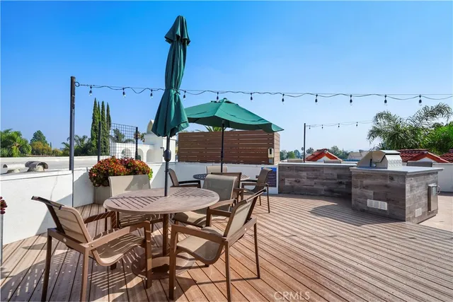 $3,995 | 4623 Willis Avenue, Unit 305, Sherman Oaks, CA 91403