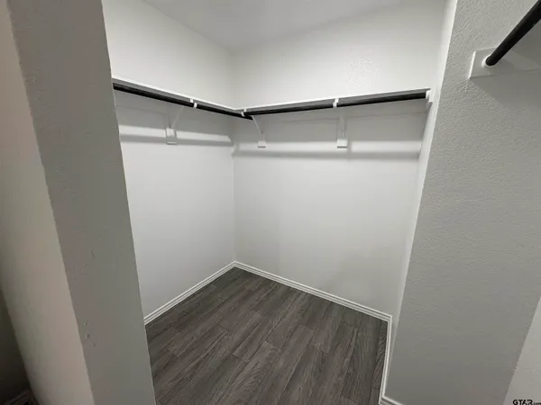 $1,700 | 233 Blue Bird Lane, Mineola, TX 75773