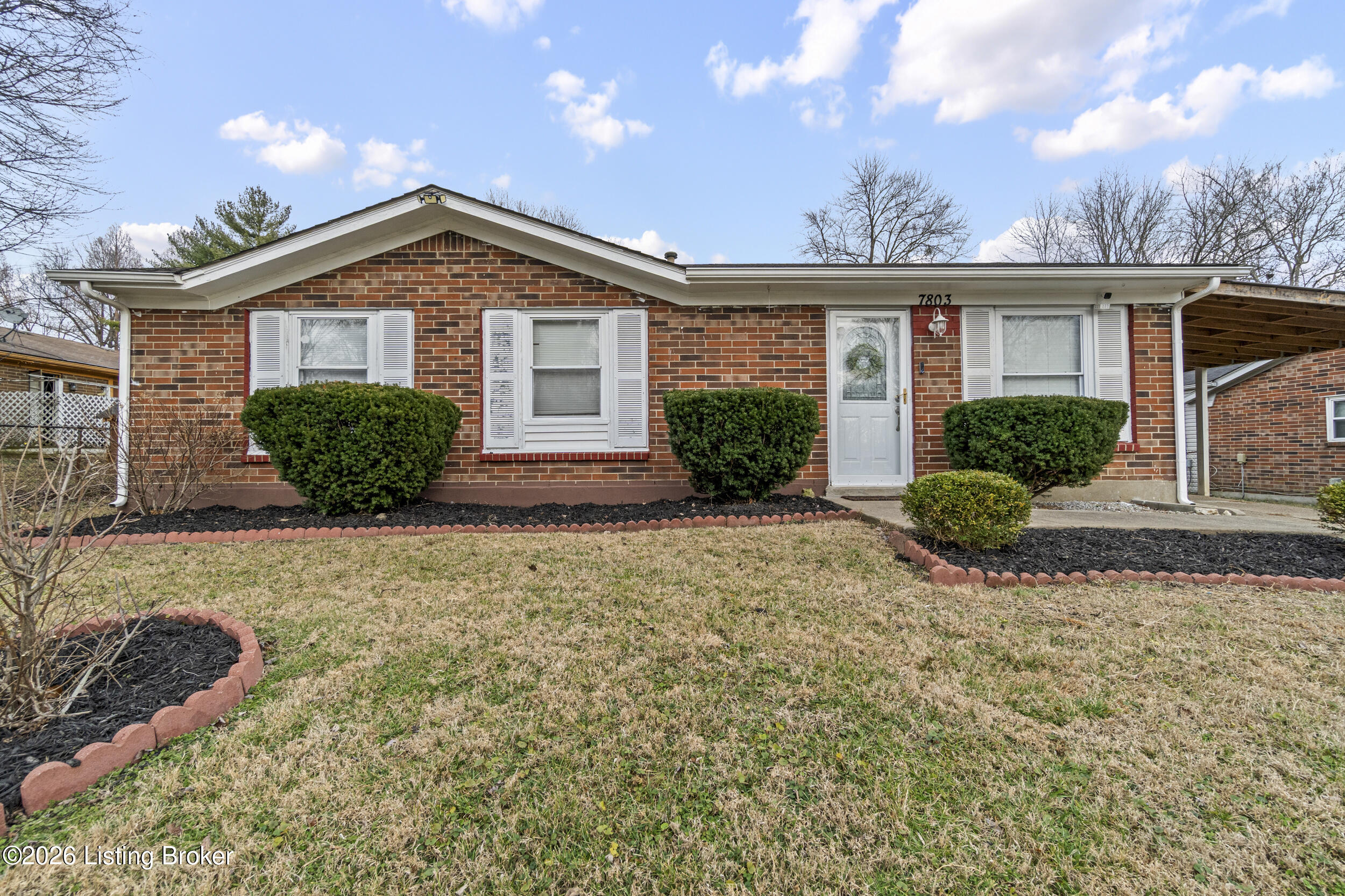 7803 Rochelle Road Louisville, KY 40228 - Photo 1 of 39 DSC01625