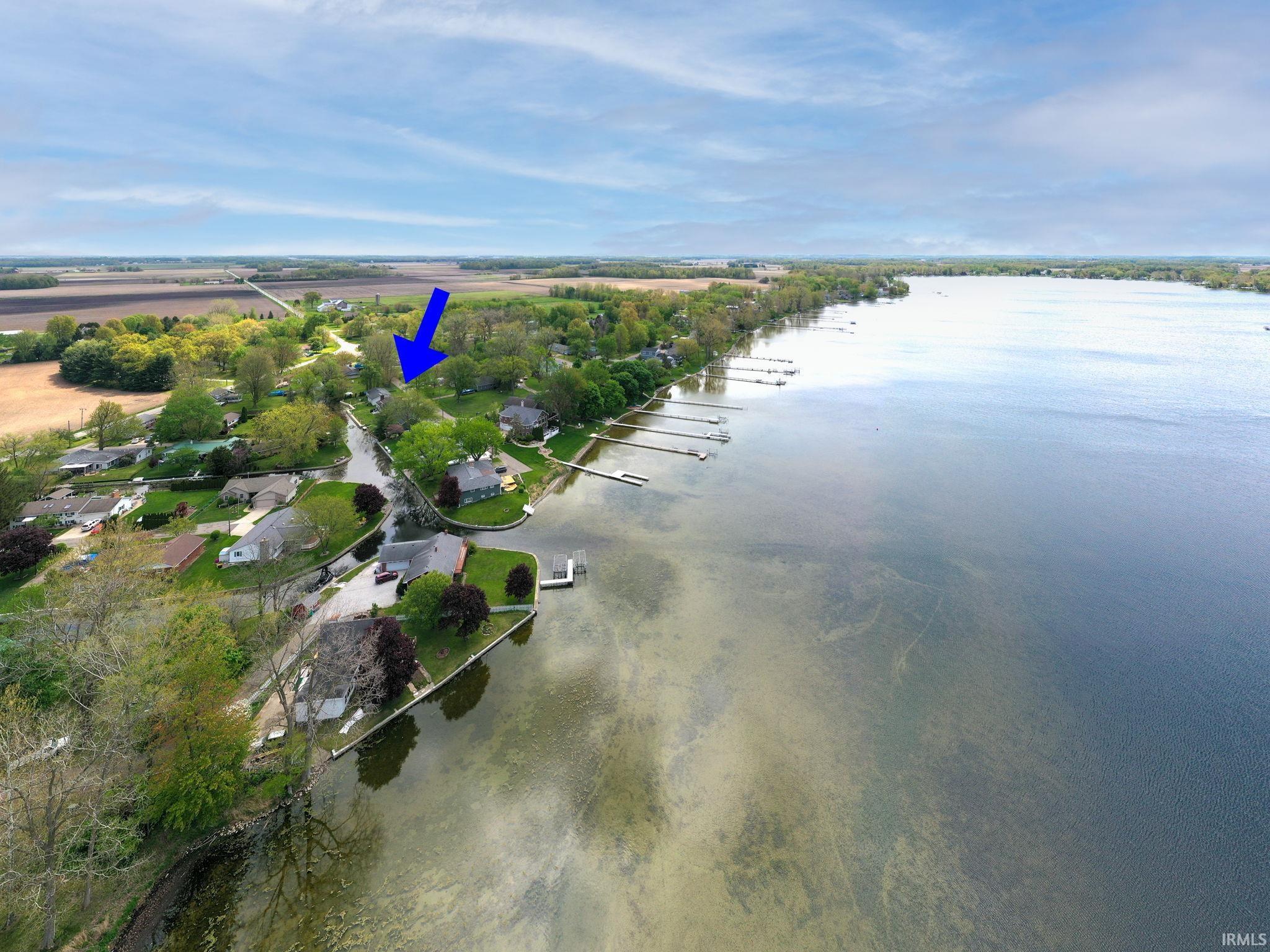 8626 Abbott Street Bremen, IN 46506 - Photo 2 of 32