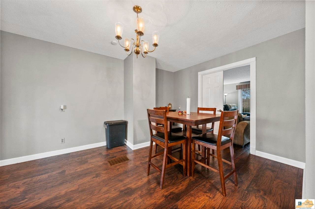 9077 Finney Road Glasgow, KY 42141 - Photo 9 of 36 Gallery Image 9