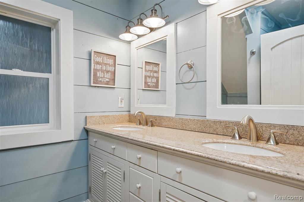 8309 North Custer Road Monroe, MI 48162 - Photo 13 of 26