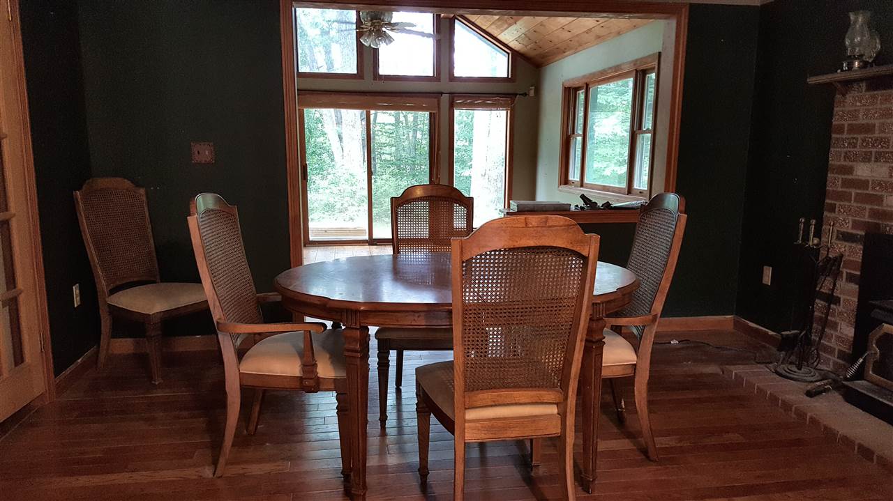 127 Bog Brook Road New Boston, NH 03070 - Photo 7 of 23