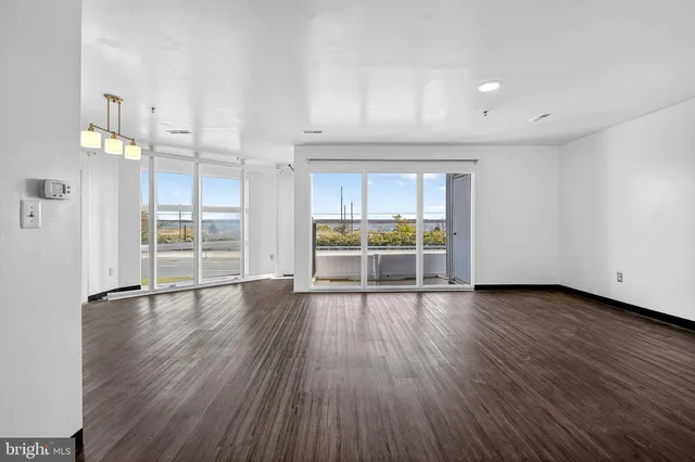 $89,999 | 5219 Le Parc Drive, Unit 2, Wilmington, DE 19809