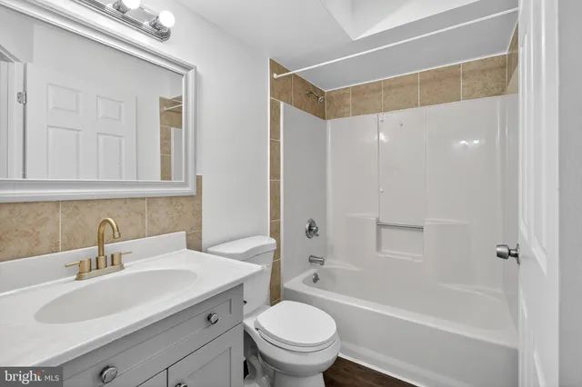 $89,999 | 5219 Le Parc Drive, Unit 2, Wilmington, DE 19809