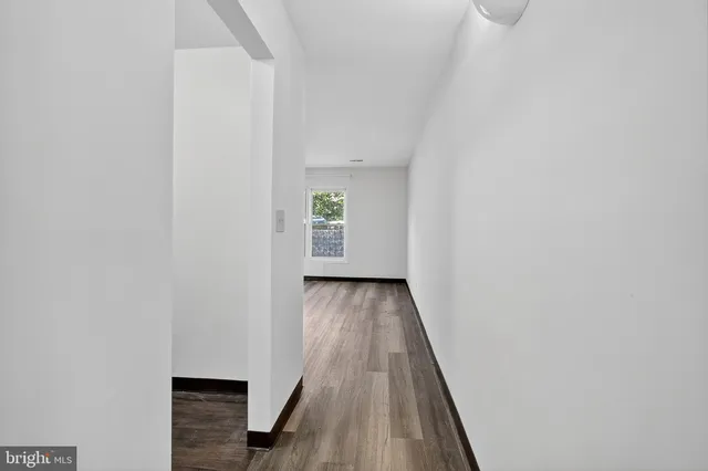 $89,999 | 5219 Le Parc Drive, Unit 2, Wilmington, DE 19809