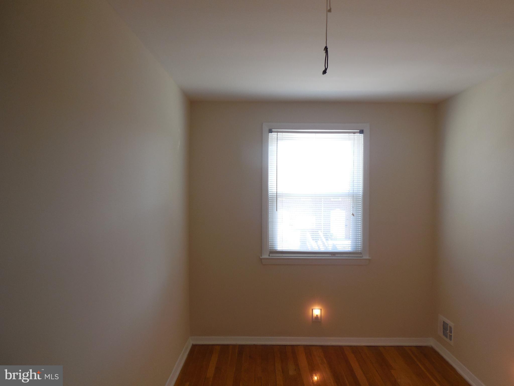 2101 Southorn Road Baltimore, MD 21220 - Photo 19 of 38