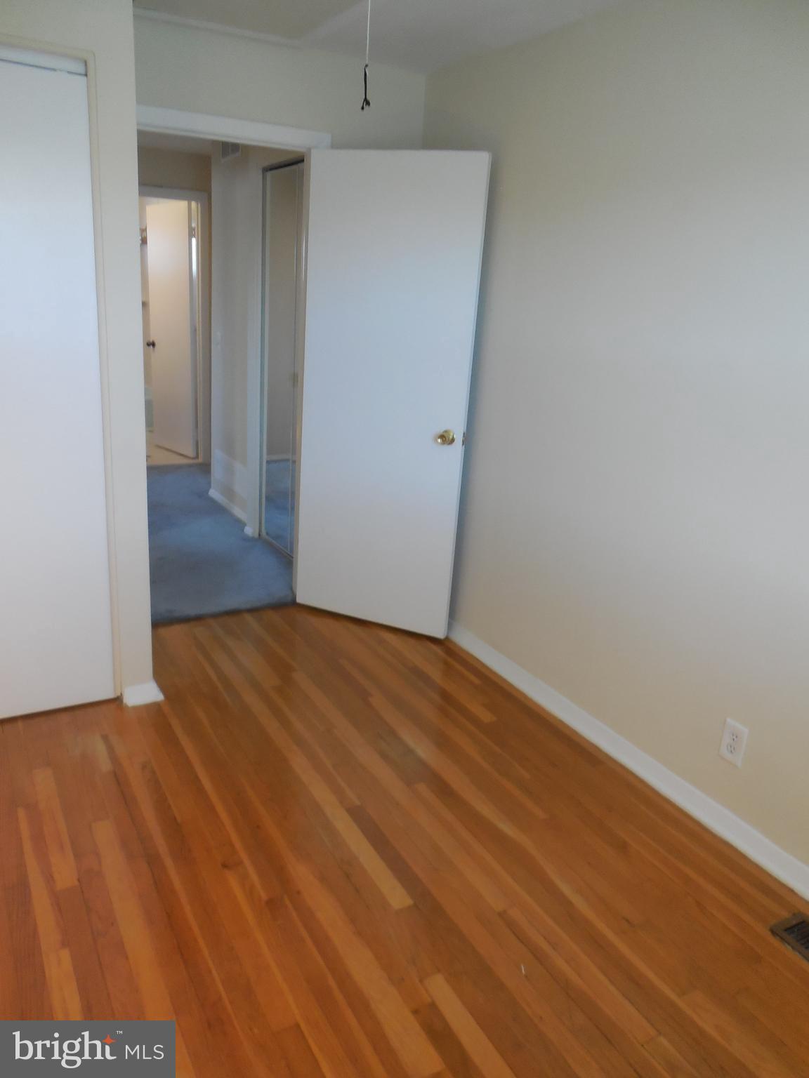 2101 Southorn Road Baltimore, MD 21220 - Photo 20 of 38