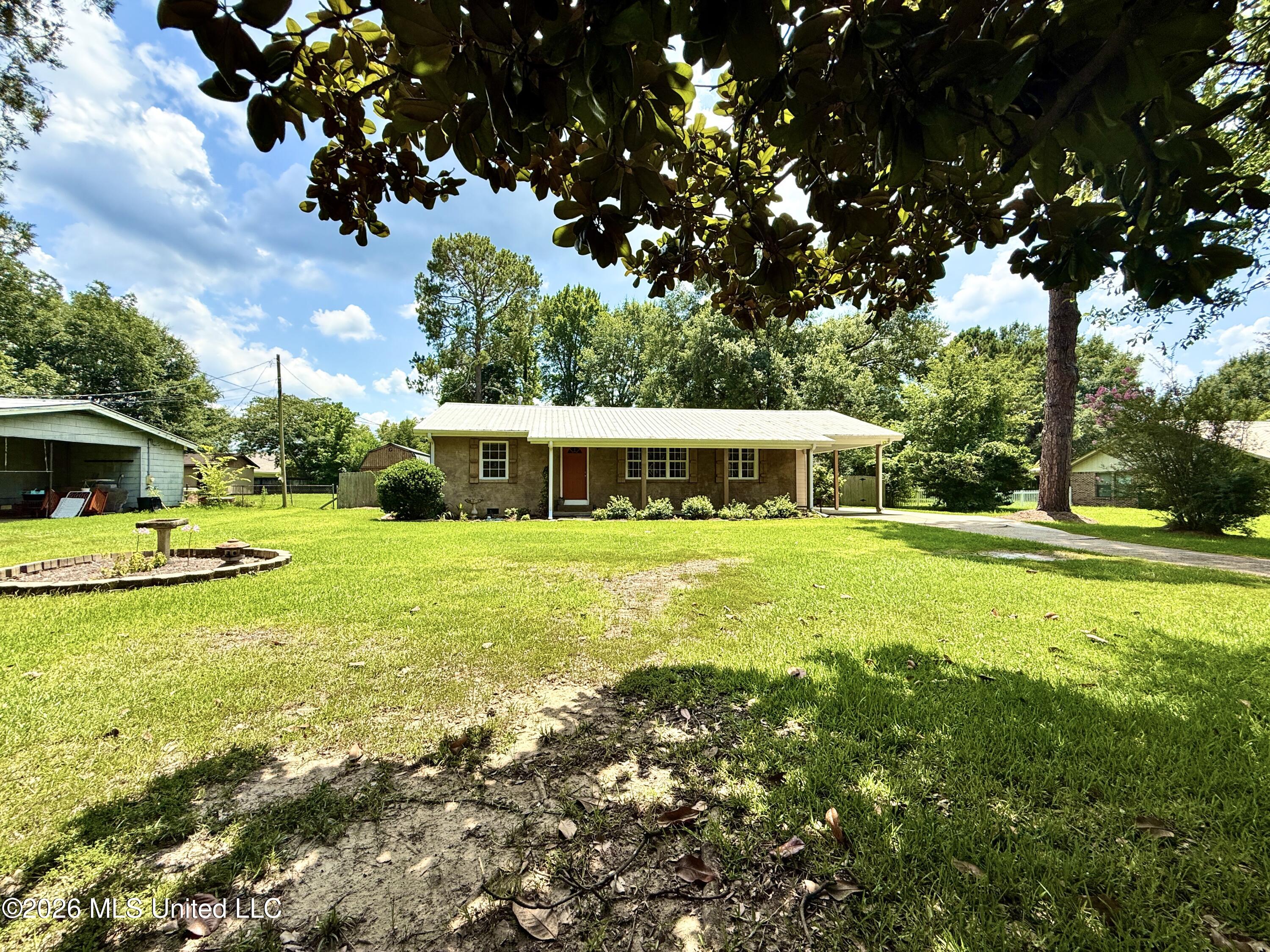 2598 Highway 80 Brandon, MS 39042 - Photo 3 of 47 IMG_4911