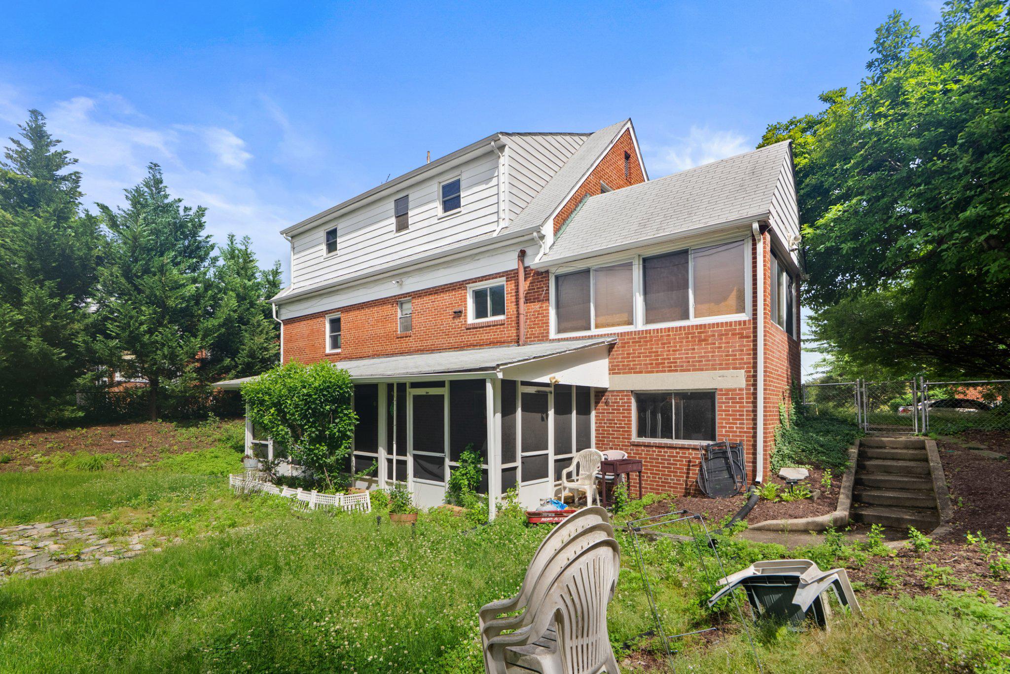 1110 Chillum Manor Road Hyattsville, MD 20783 - Photo 28 of 30 Back exterior view