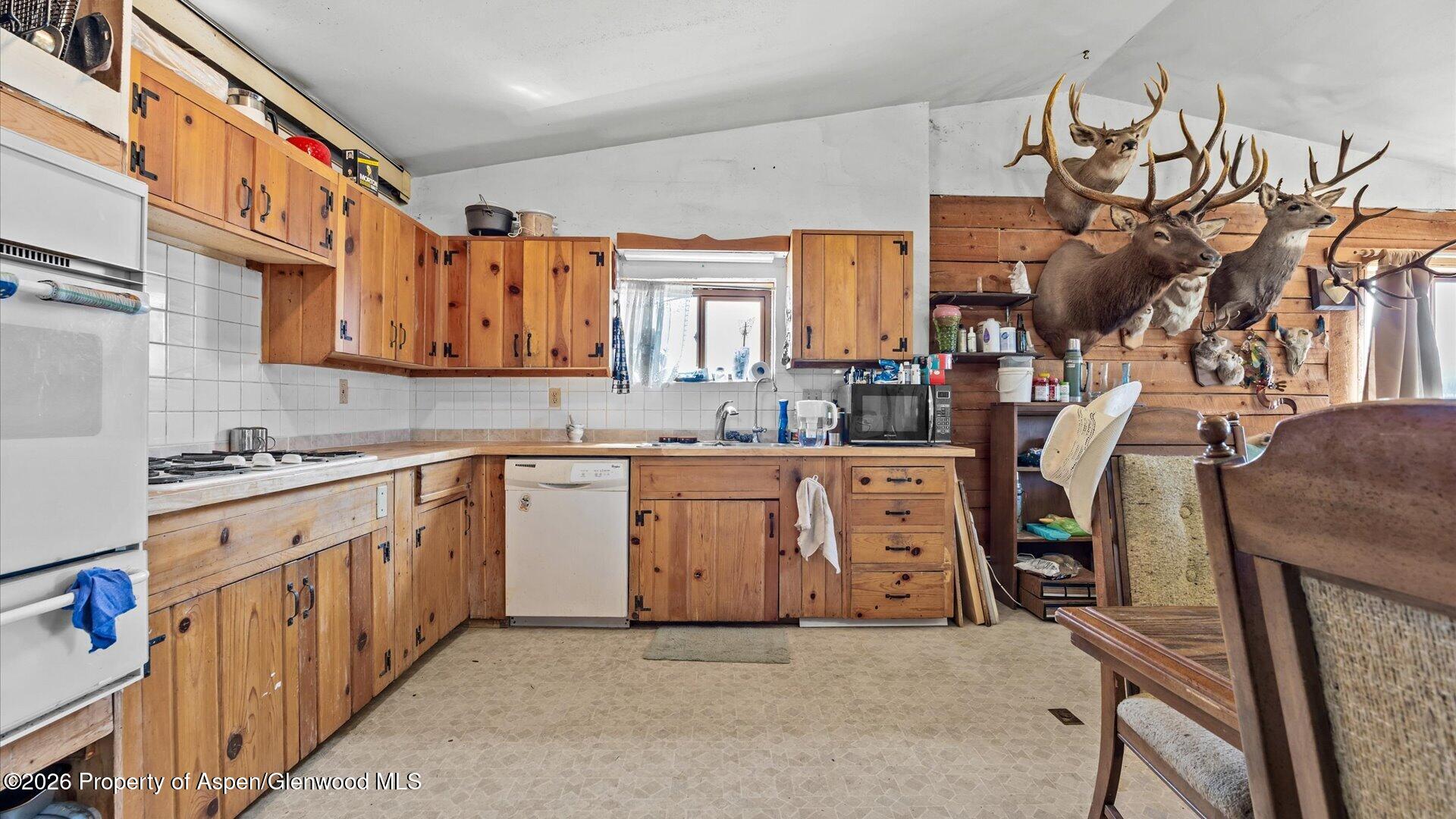 2752 County Road 210 Rifle, CO 81650 - Photo 6 of 34 12-2752 Co Rd 210-12