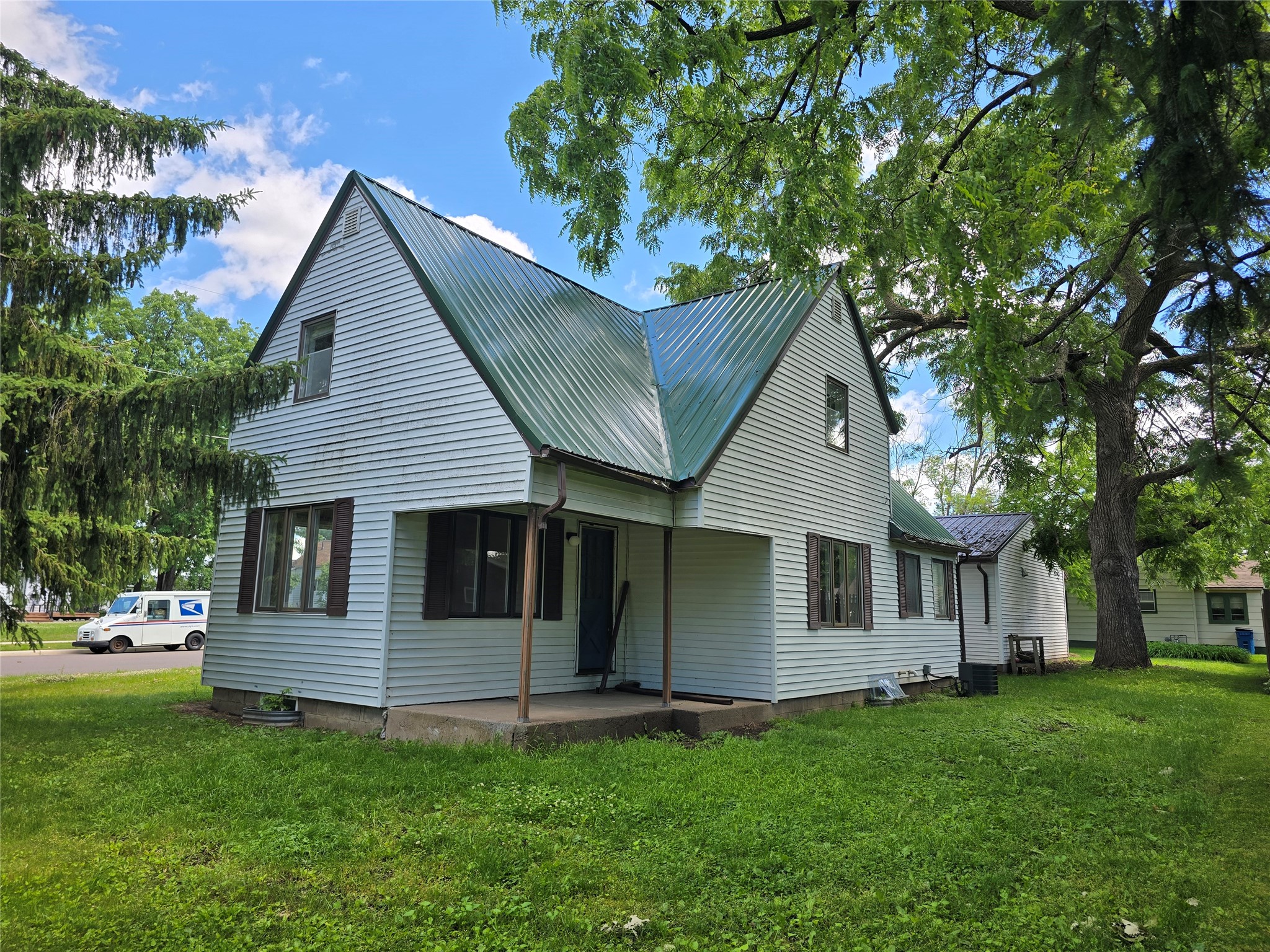 202 East Gates Street Rice Lake, WI 54868 - Photo 3 of 27